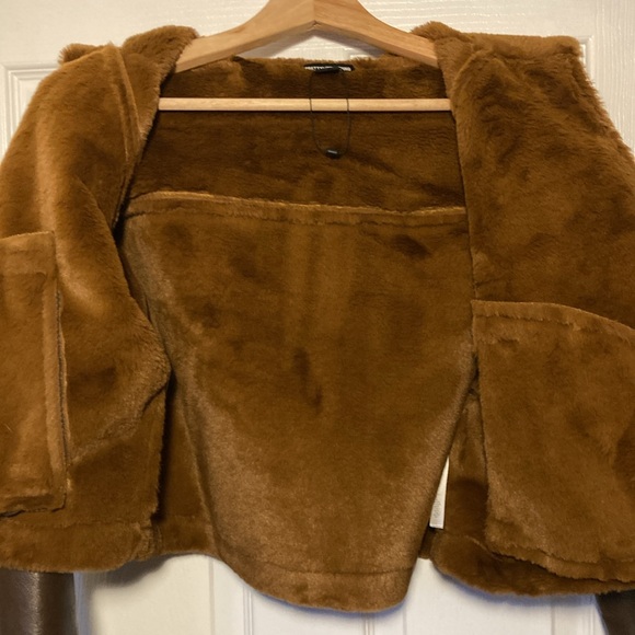 PrettyLittleThing Faux Fur Leather Jacket - Picture 7 of 8